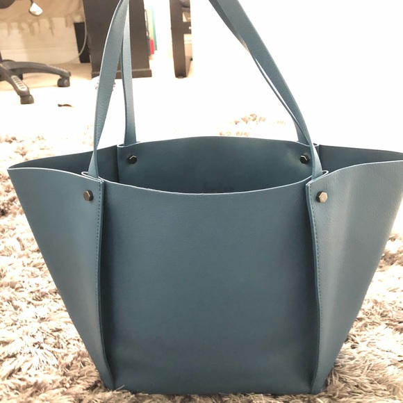 🌱🌱🌱BLUE Neiman Marcus Vegan Totes🌱🌱🌱 - Picture 7 of 8